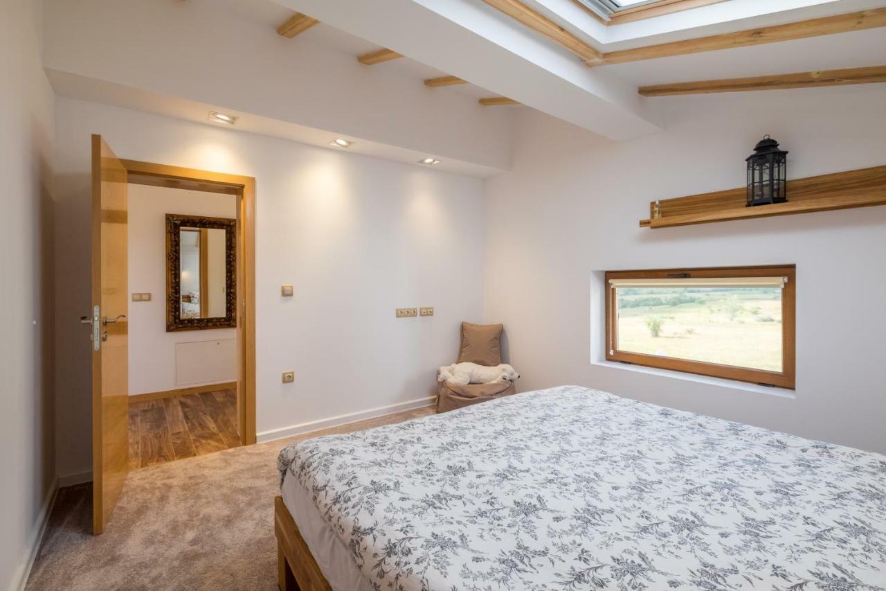 Villa Adelheide - Spa, Bbq & Jacuzzi 贝利伊斯库尔 外观 照片